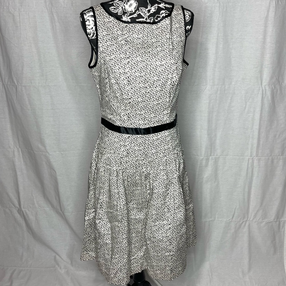 WHITE & BLACK FIT & FLARE DRESS